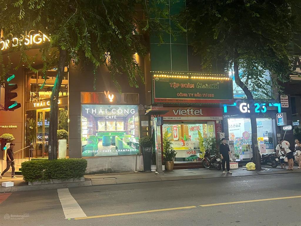 Ngang 13m siêu vị trí mặt tiền hai bà trưng q.3. kc hầm 10 tầng. dt 13x27m. cn 330m2. giá 230 tỷ
