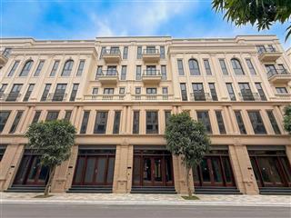 Bán căn lk 67,5m2 cạnh chung cư giá 21 tỷ vinhomes cổ loa