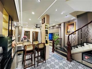 Siêu hiếm, bán nhà văn cao, nhà đẹp ở ngay, 63m, chỉ 18 tỷ