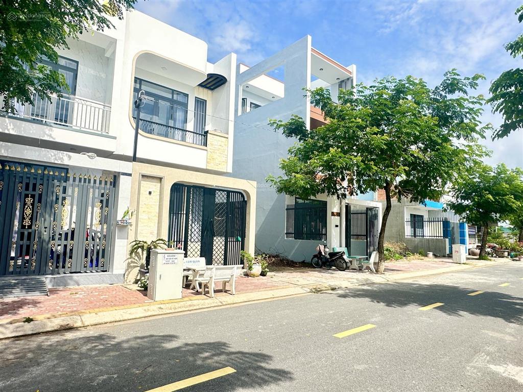 Chỉ 279 triệu sở hữu đất nền giá rẻ ngay trung tâm hành chính và siêu thị coopmart