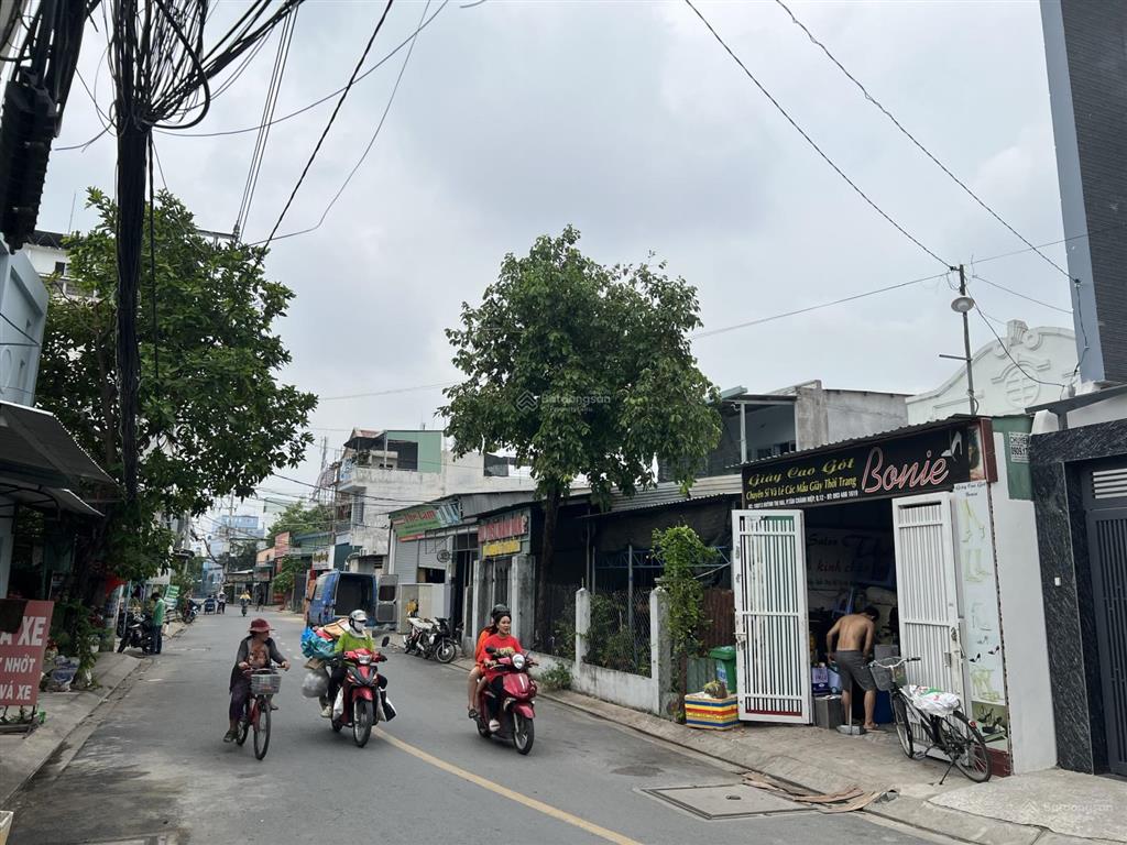 Đất 6x25m full tc không đâm đường, không lộ giới, hẻm 6m huỳnh thị hai
