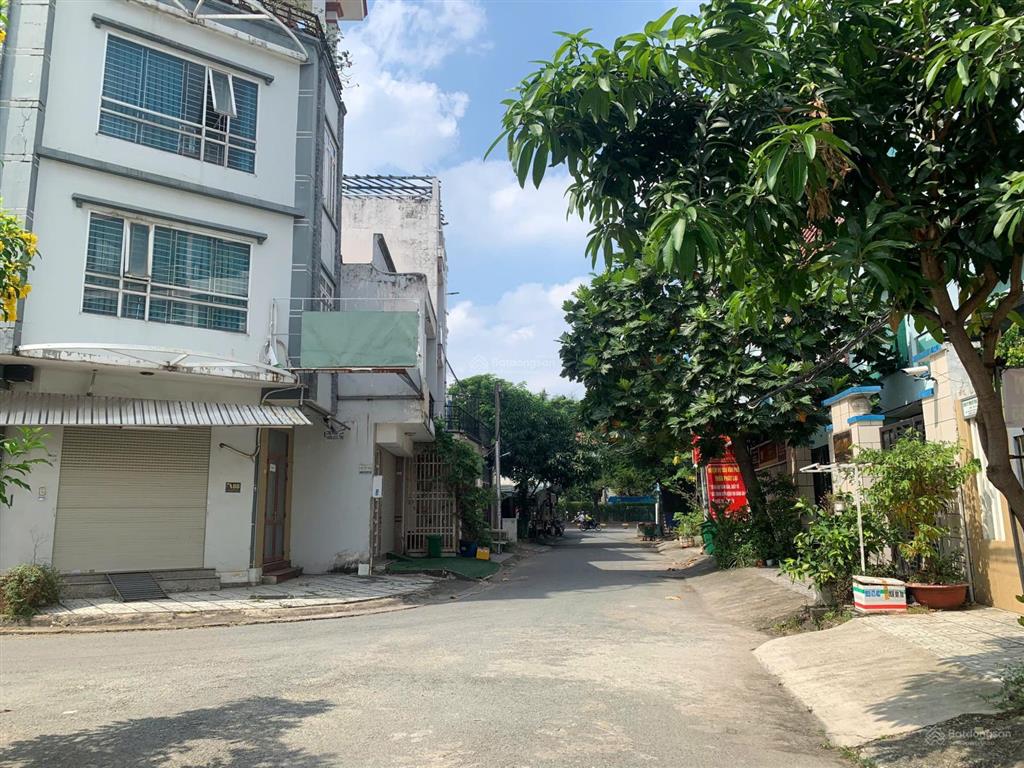 Lô 5x18 shr đường 10m thông sau pcc nguyễn văn một cách lê thị riêng 50m