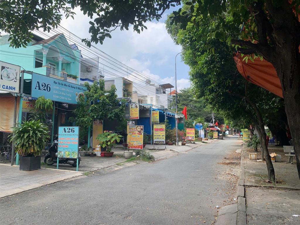 Lô 5x18 shr đường 10m thông sau pcc nguyễn văn một cách lê thị riêng 50m