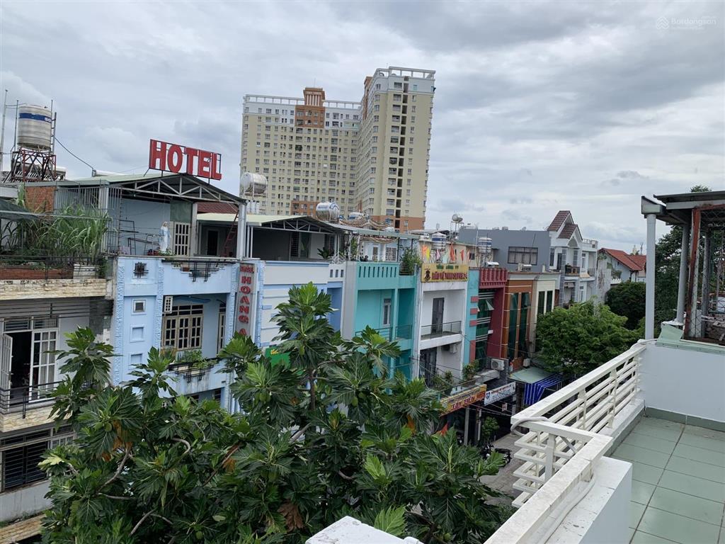 Bán hotel tô ký khu dân cư k82 dt 6,5x22m, tổng 16 phòng