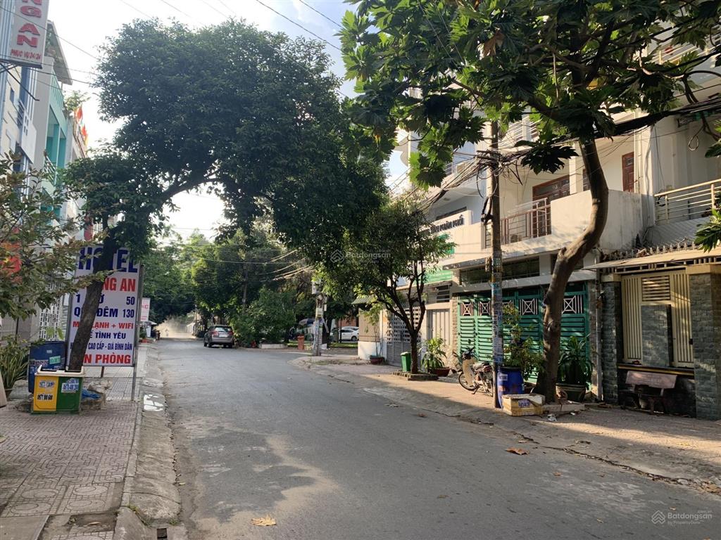 Bán hotel tô ký khu dân cư k82 dt 6,5x22m, tổng 16 phòng