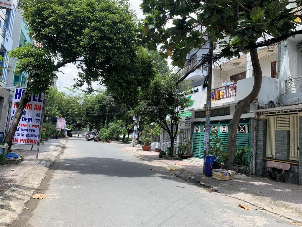 Bán hotel tô ký khu dân cư k82 dt 6,5x22m, tổng 16 phòng