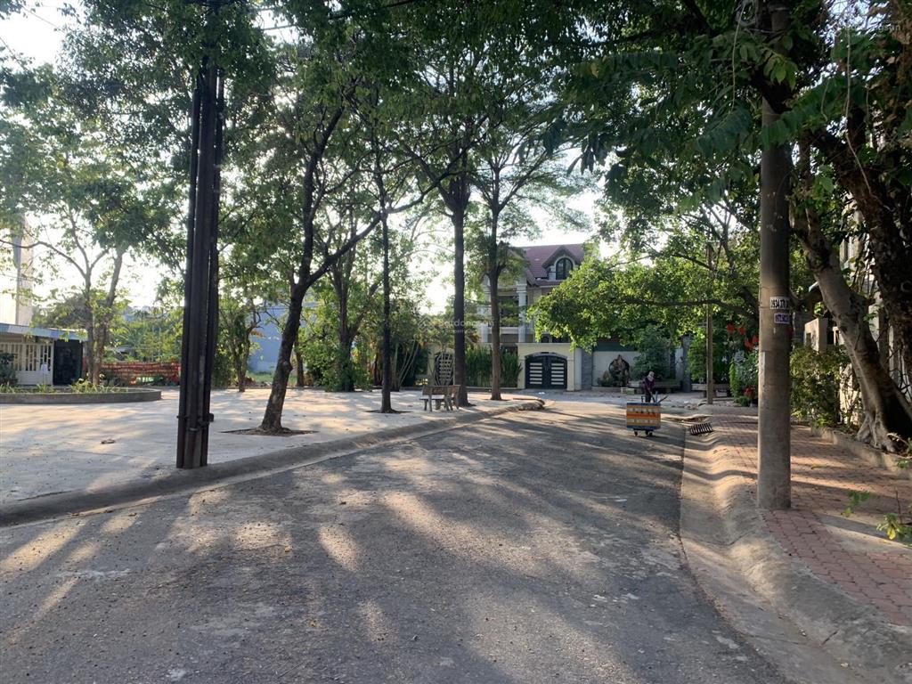 Lô 5x27m full 135m2 shr đường bàn cờ 10m thông kdc trục nguyễn văn quá  ql1a
