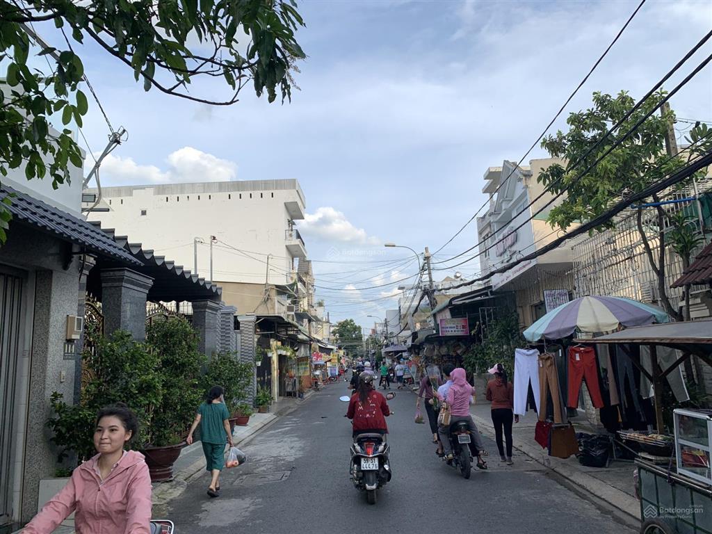 Rẻ hơn thị trường  mặt tiền 8x25m đường chợ hiệp thành gần cổng khu công nghiệp