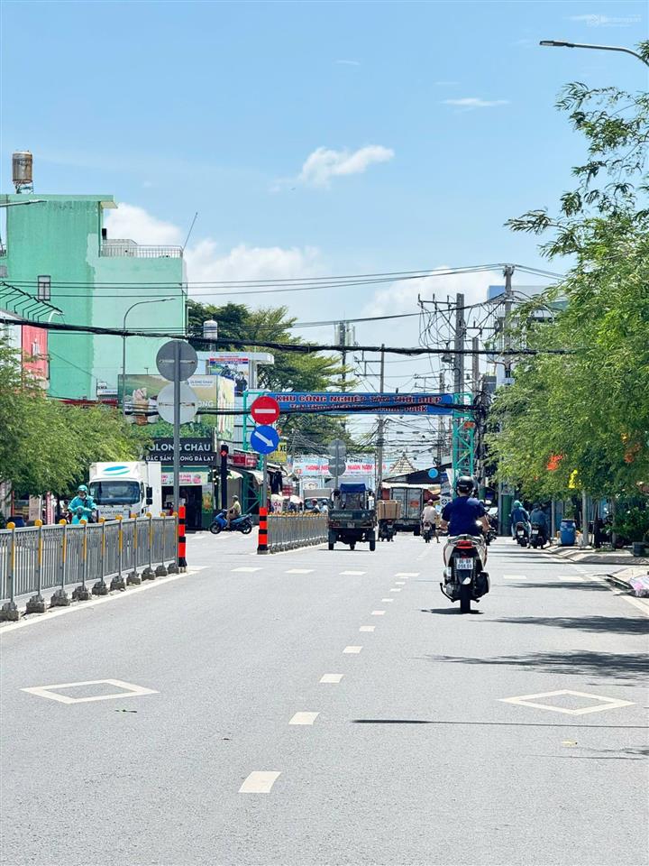 Nhà mặt tiền hiệp thành 43 gần nguyễn ảnh thủ ngang 5m 5 tầng hoàn công