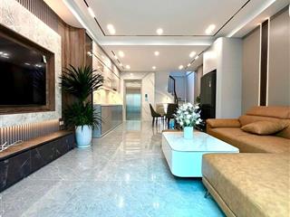 Bán nhà phân lô ô tô phố dịch vọng, 140m2x4t, thang máy, 5pn, full nt đẹp, giá 28 tỷ có tl ngõ rộng