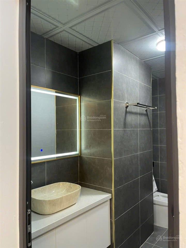 Chủ cần bán căn góc tầng trung toà ct1a kđt tp giao lưu phạm văn đồng 89m2  3pn. giá chỉ 6.x tỷ