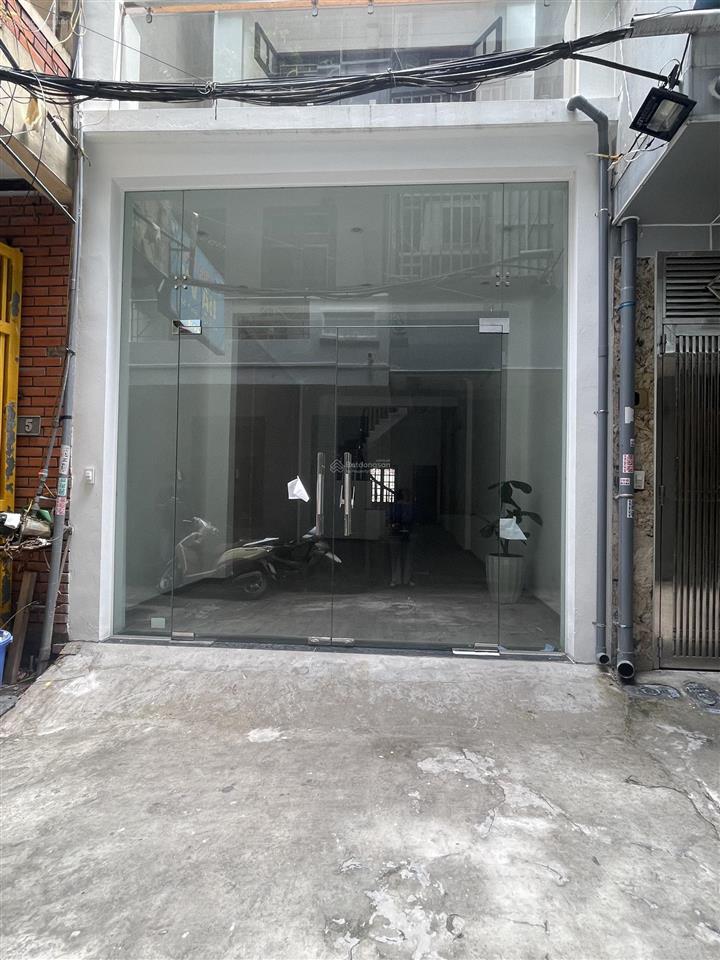 Phân lô ô tô cầu giấy, 70m2x4t, ô chờ thang máy, gần phố lớn, nhà mới 2 thoáng, giá hơn 20 tỷ có tl