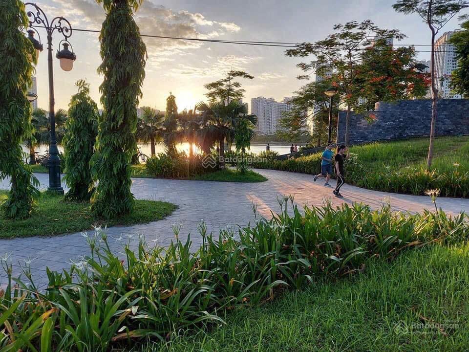 Sở hữu biệt thự vip kđt thành phố giao lưu  phạm văn đồng! 208m2x4t sổ vuông, giá hơn 400tr/m2 tl