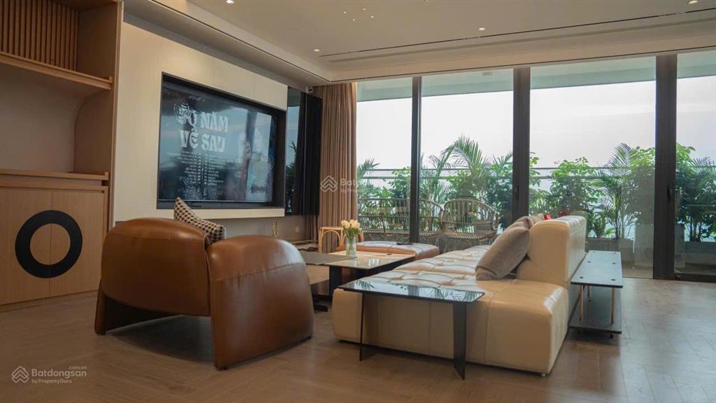 Chủ cần bán căn góc 160m  view trực diện sông hồng 3pn sunshine golden river tây hồ