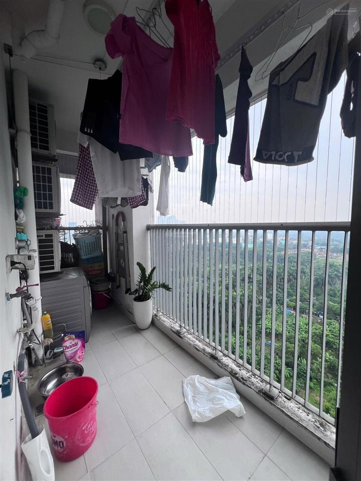 Cực rẻ, có 1 căn ct thái hà phạm văn đồng, dt 70m2 có 2pn2vs, giá chỉ 5 tỷ full nội thất