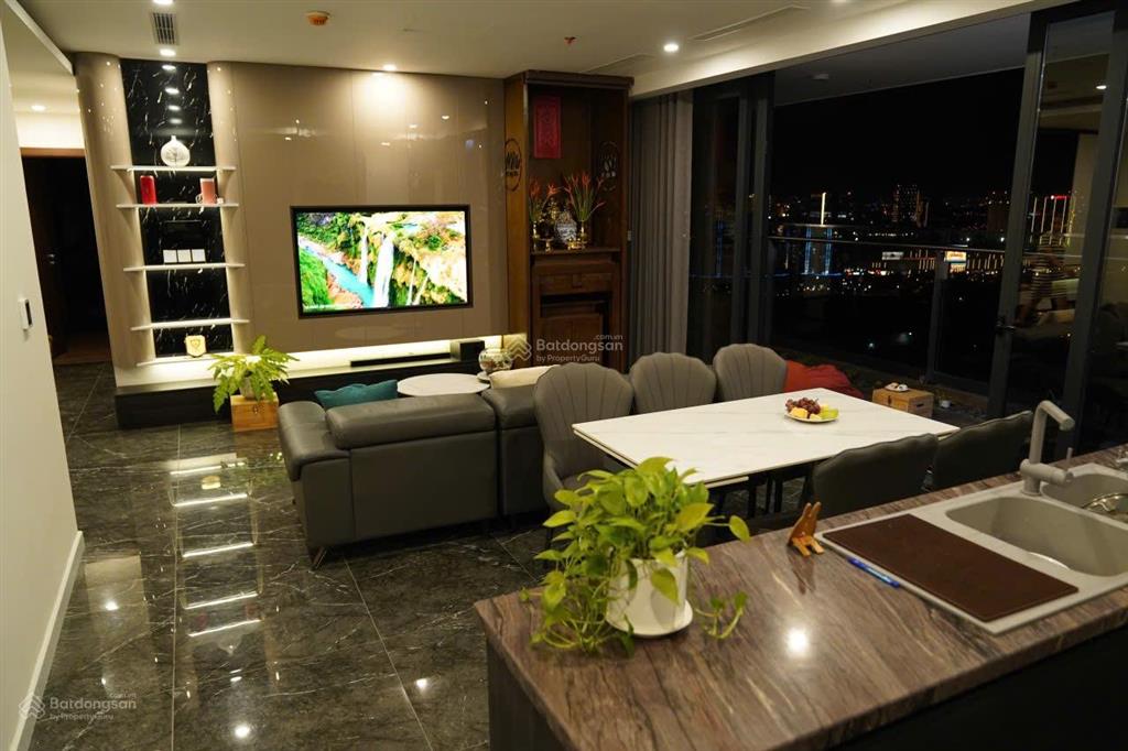 Chủ giảm 1 tỷ căn 3pn 144m2 sunshine golden river tây hồ, full nội thất tầng cao view công viên