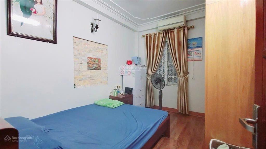 Chính chủ cần bán nhà phân lô phú diễn, 30m2x4t, full nội thất, ngõ ô tô, giá chỉ 5 tỷ.  sớm