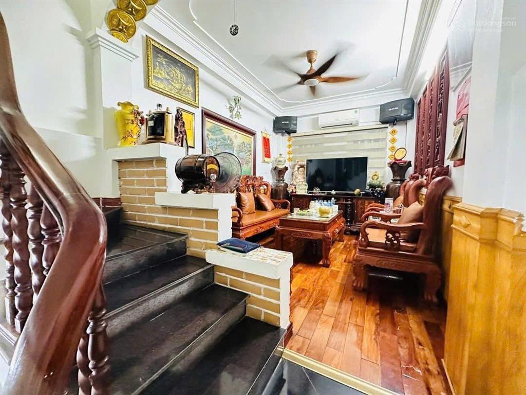 Chính chủ cần bán nhà phân lô phú diễn, 30m2x4t, full nội thất, ngõ ô tô, giá chỉ 5 tỷ.  sớm