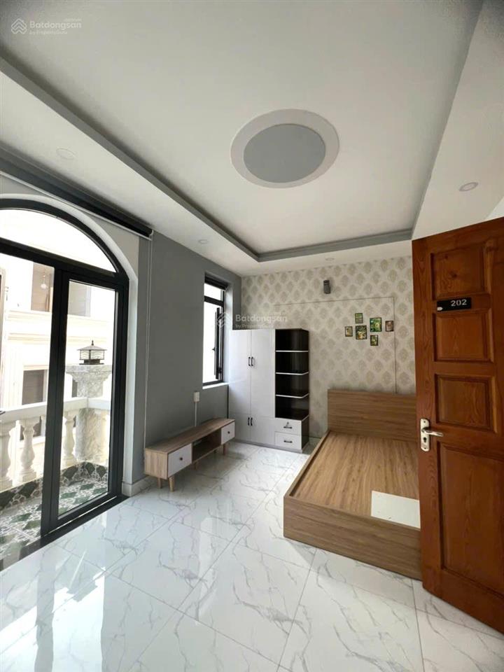Chính chủ  cho thuê phòng studio full nội thất  p6 gò vấp  ( ngay trường đhcn  iuh  cs3
