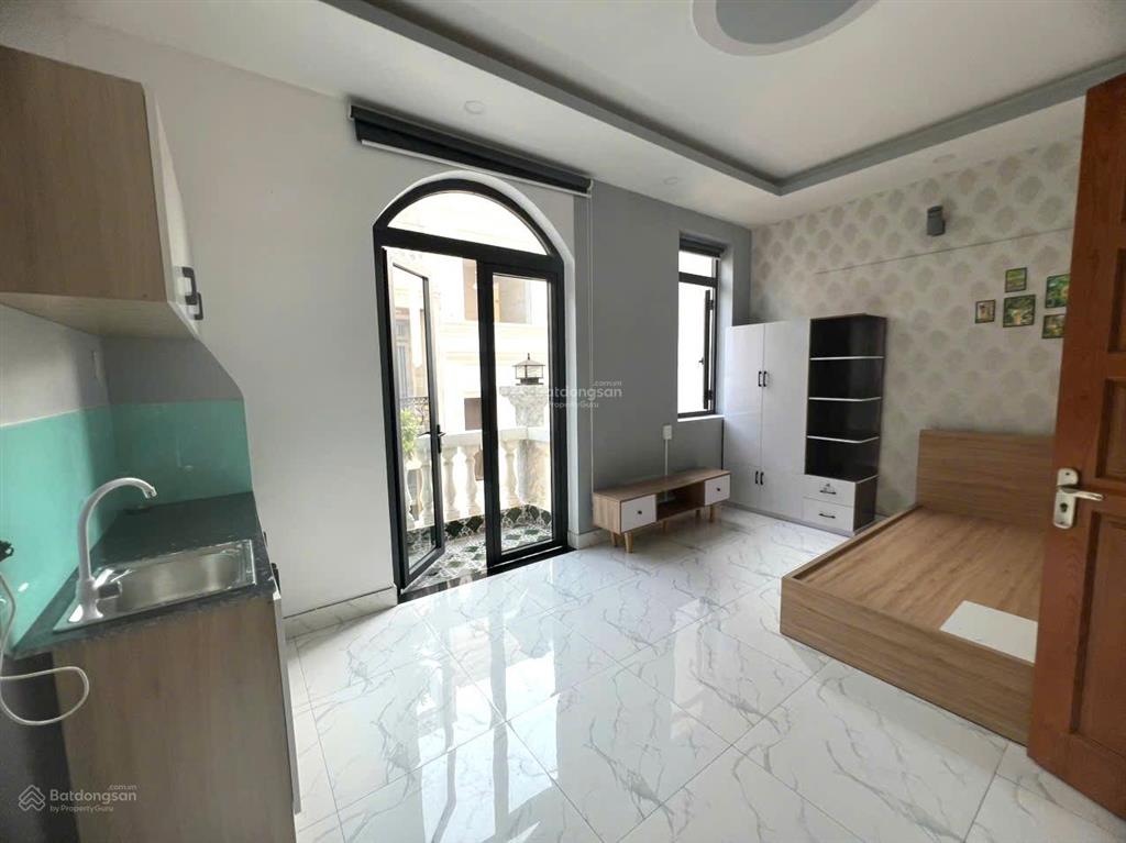 Chính chủ  cho thuê phòng studio full nội thất  p6 gò vấp  ( ngay trường đhcn  iuh  cs3