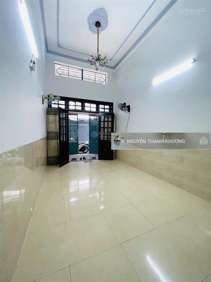 Cho thuê nhà hẻm 1/ đường quang trung gần ngã 5 chuồng chó ( 4*16m) 2 lầu sân thượng