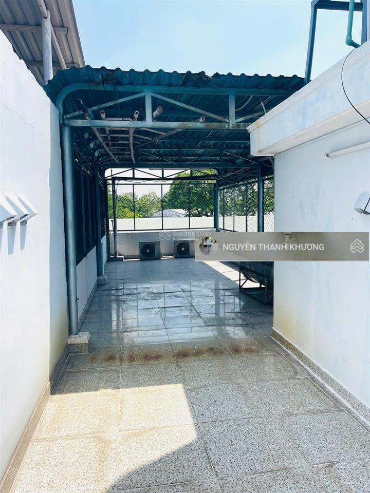 Cho thuê nhà hẻm 1/ đường quang trung gần ngã 5 chuồng chó ( 4*16m) 2 lầu sân thượng