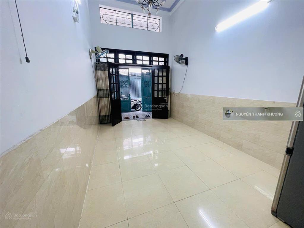 Cho thuê nhà hẻm 1/ đường quang trung gần ngã 5 chuồng chó ( 4*16m) 2 lầu sân thượng