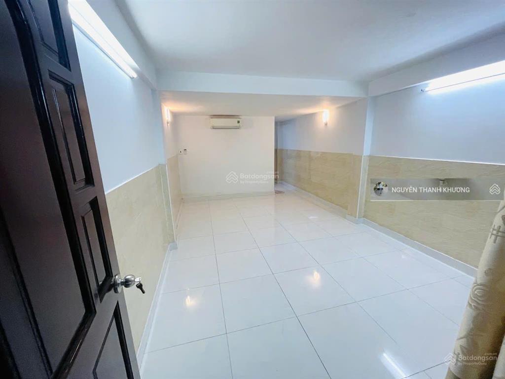 Cho thuê nhà hẻm 1/ đường quang trung gần ngã 5 chuồng chó ( 4*16m) 2 lầu sân thượng