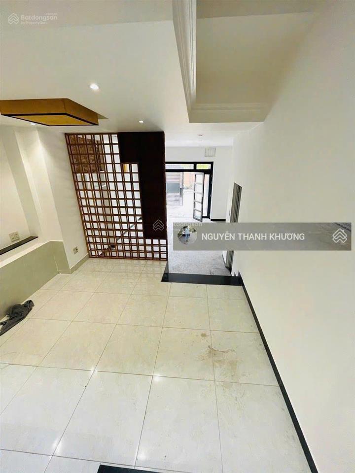 Cho thuê nhà hxt 12m nguyễn oanh  p17  gò vấp  5,5*20m  p17  gv  trệt trống suốt