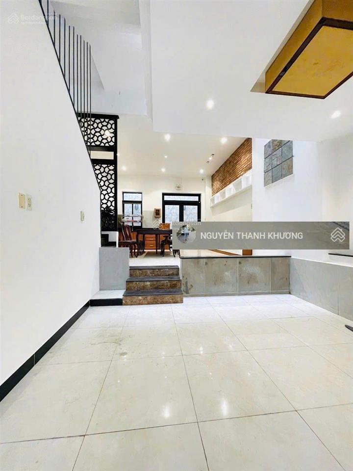 Cho thuê nhà hxt 12m nguyễn oanh  p17  gò vấp  5,5*20m  p17  gv  trệt trống suốt