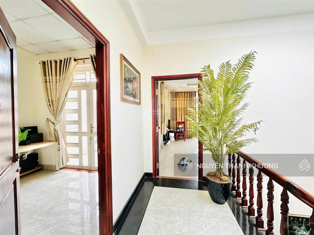 Biệt thự cho thuê ( phan văn trị ) p7  8*17m 3 lầu sầm uất dân trí cao