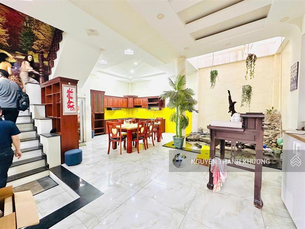 Biệt thự cho thuê ( phan văn trị ) p7  8*17m 3 lầu sầm uất dân trí cao