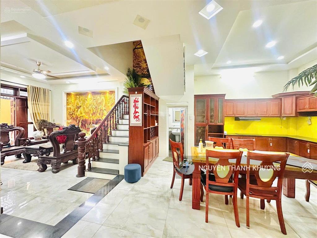 Biệt thự cho thuê ( phan văn trị ) p7  8*17m 3 lầu sầm uất dân trí cao