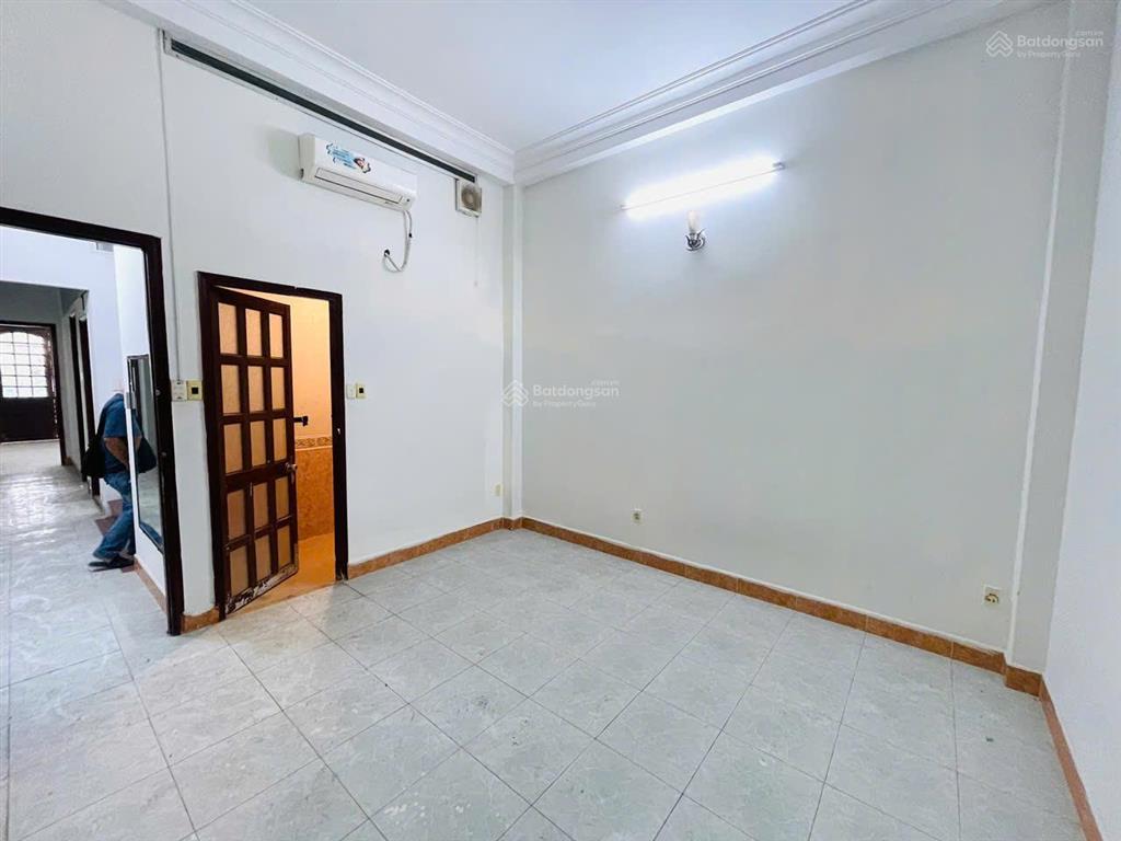 Cho thuê nhà hẻm xe tải 12m  đường lê đức thọ  phường 7  ngã 4 phạm huy thông