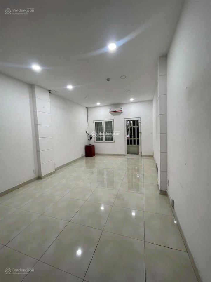 Cho thuê nhà nguyên căn mặt tiền nguyễn thái sơn, p. 3, gò vấp  4x20m  3 lầu
