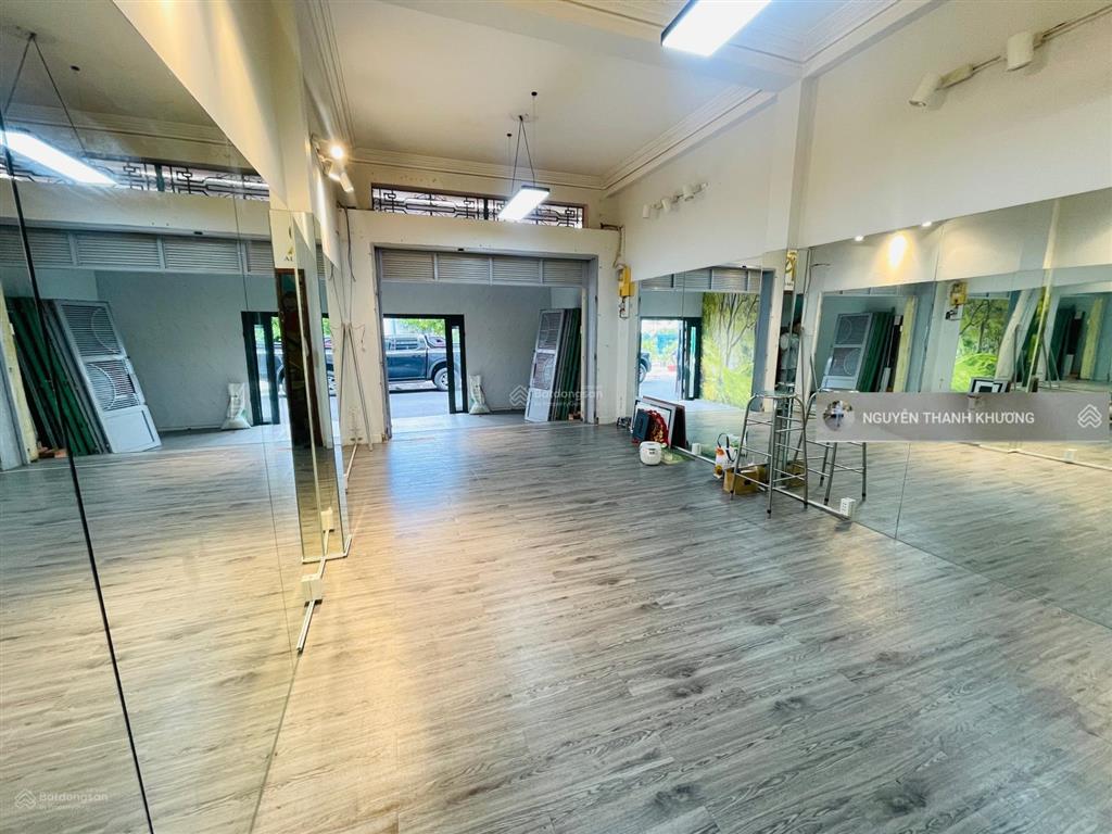 Cho thuê nhà hẻm 2 xe tải tránh nhau  15m 1/ phan văn trị  p5  tp hcm  ngay emart