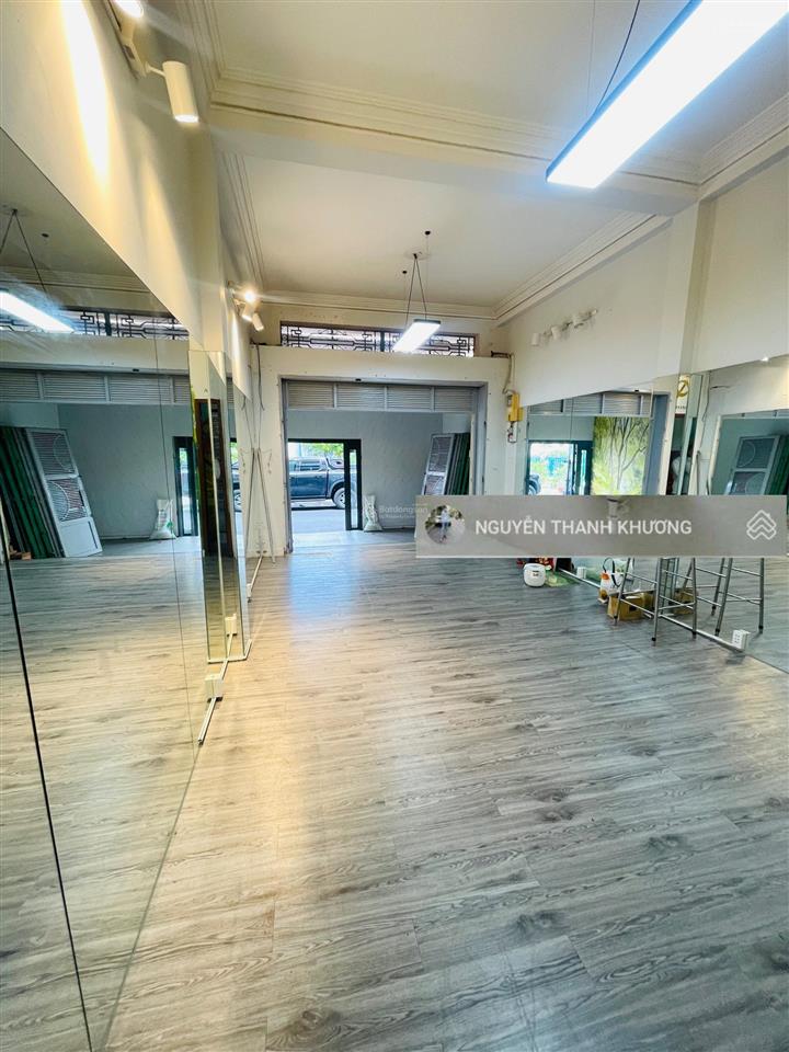 Cho thuê nhà hẻm 2 xe tải tránh nhau  15m 1/ phan văn trị  p5  tp hcm  ngay emart
