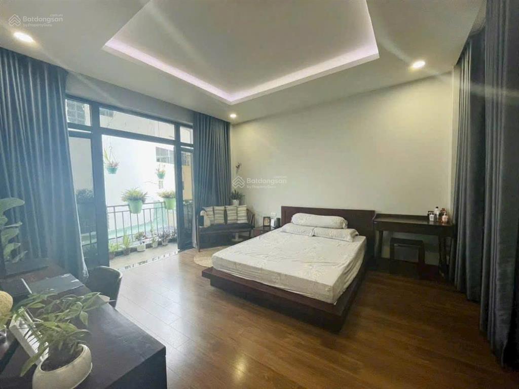 Nhà hẻm 10m dương quảng hàm, p.6, gò vấp  gần trường đại học nội vụ  6*24m  3 lầu