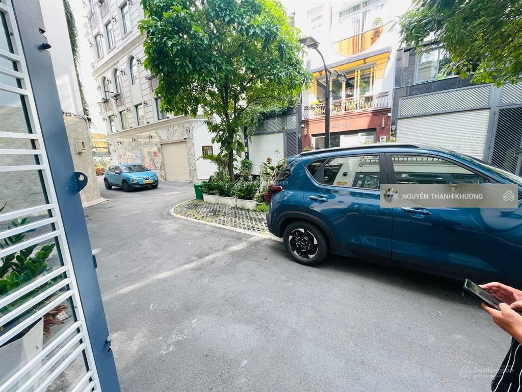 Cho thuê nhà (4x18m) 1 lầu trệt trống suốt quang trung  hẻm xe tải  p10  gv