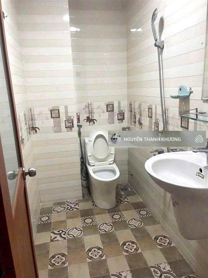 Nhà hẻm 8m  1 sẹc (nguyễn văn lượng) 4*12m 4 lầu  mới xây  như hình