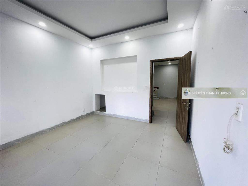 Cho thuê nhà nguyên căn lê lợi thông nguyễn thái sơn, phạm văn đồng p.4, gò vấp  3 lầu