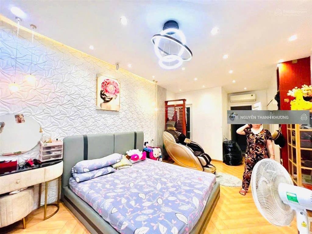 Nhà hẻm xe tải mới xây đồng bộ (đường số 28) p6gv  1 lửng 3 lầu, p6  gv