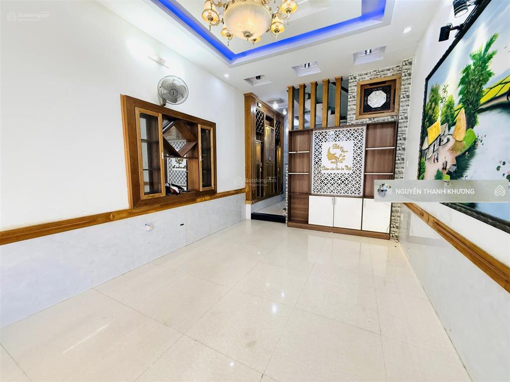Cho thuê nhà hẻm xe tải (nguyễn văn lượng) gần lotte mart  3 lầu  st