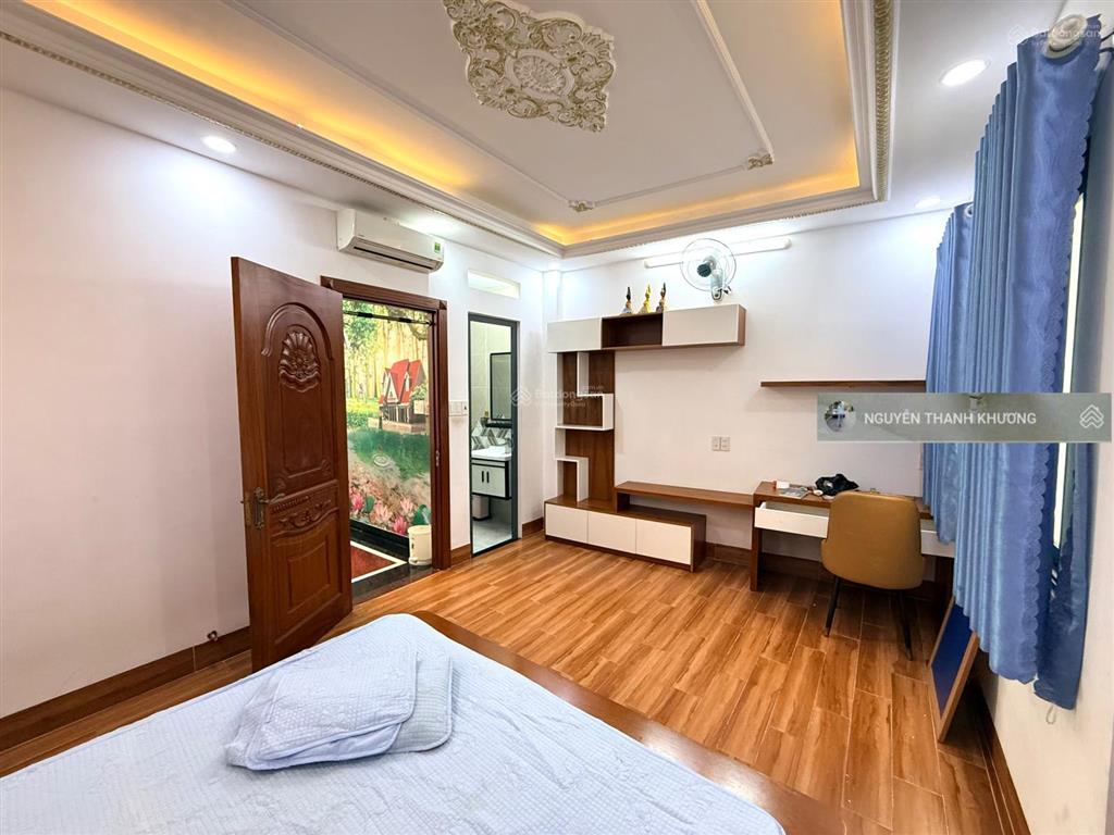 Cho thuê nhà hẻm xe tải quang trung, p10 gò vấp (4.5x15m) 3 lầu  nở hậu 6m  full nội thất