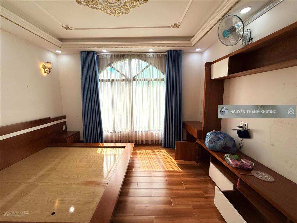Cho thuê nhà hẻm xe tải quang trung, p10 gò vấp (4.5x15m) 3 lầu  nở hậu 6m  full nội thất