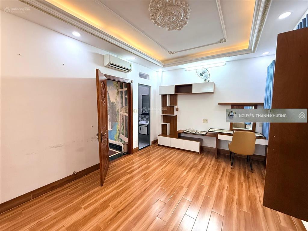 Cho thuê nhà hẻm xe tải quang trung, p10 gò vấp (4.5x15m) 3 lầu  nở hậu 6m  full nội thất