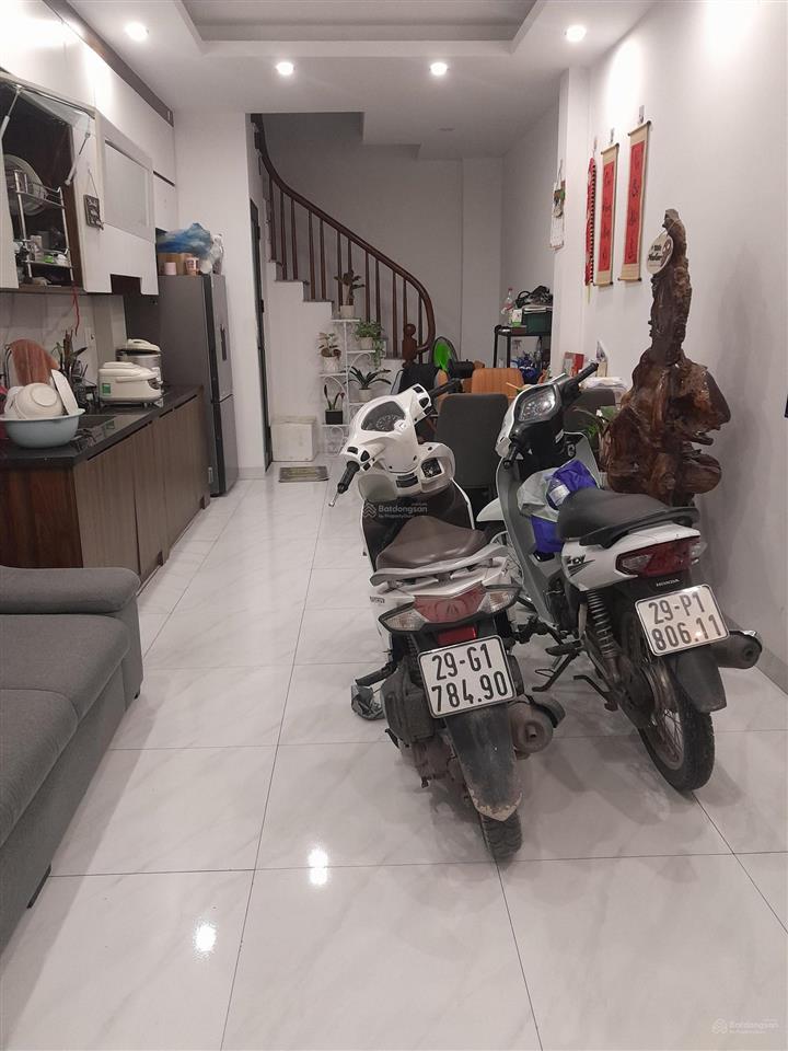 Bán nhà kim giang thanh liệt ô tô đỗ cổng dt 42m x 4t giá 8,2 tỷ  0368 863 ***