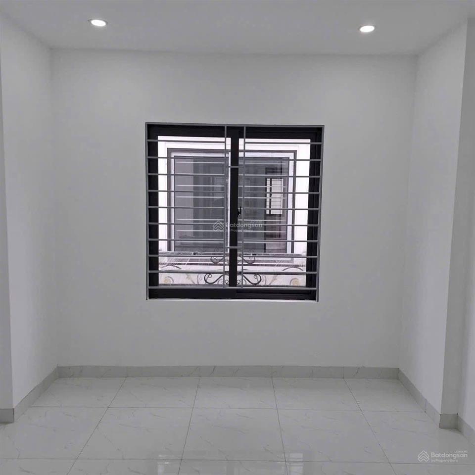 Bán nhà vĩnh ninh vĩnh quỳnh dt 45mx4t giá 5,2ty 0368 863 ***
