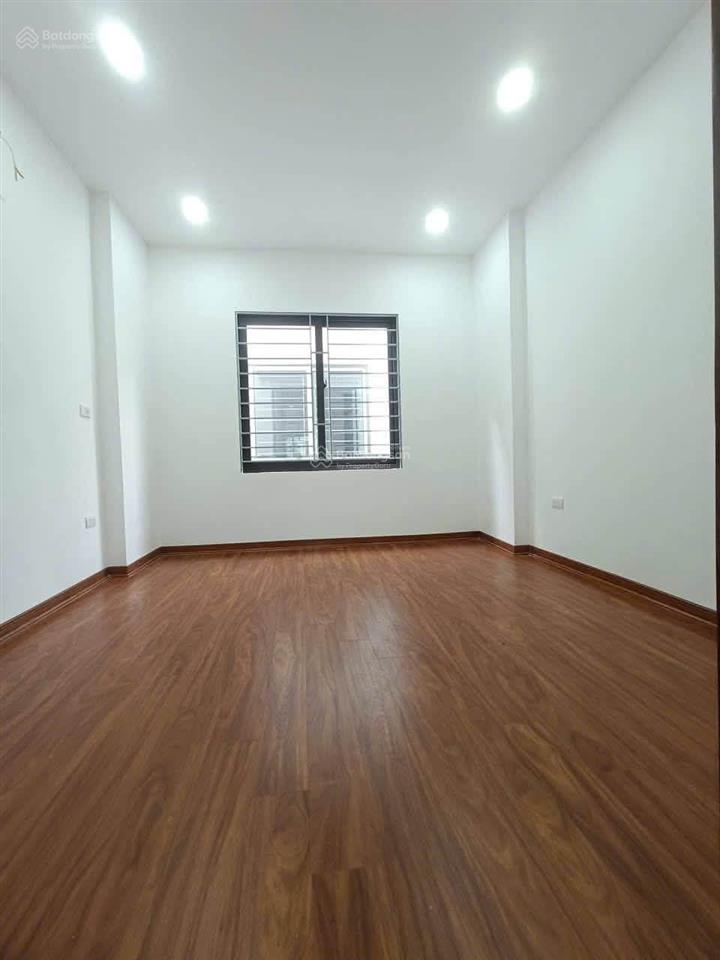 Bán nhà vĩnh ninh, vĩnh quỳnh dt 45m x 4t giá 5,2 tỷ 0368 863 ***
