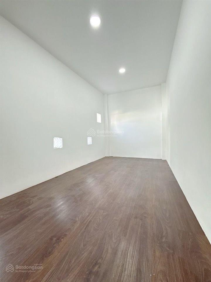 Nhà mới ngay chợ bà chiểu 27m2 đất 3pn chỉ 3,7tỷ tl